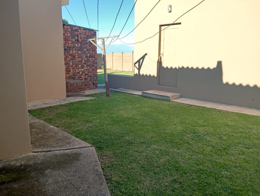 3 Bedroom Property for Sale in Wavecrest Eastern Cape